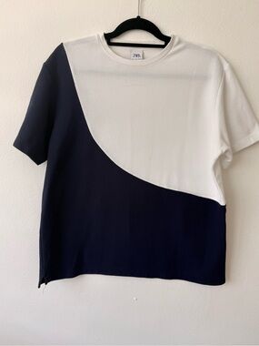 Zara White Textured Crew Neck Tee